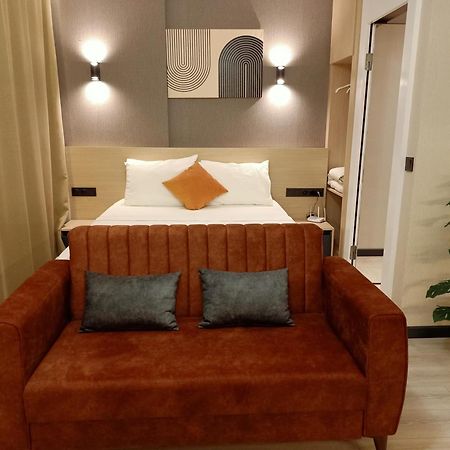 New Falcon Palas Otel Istanbul Bagian luar foto
